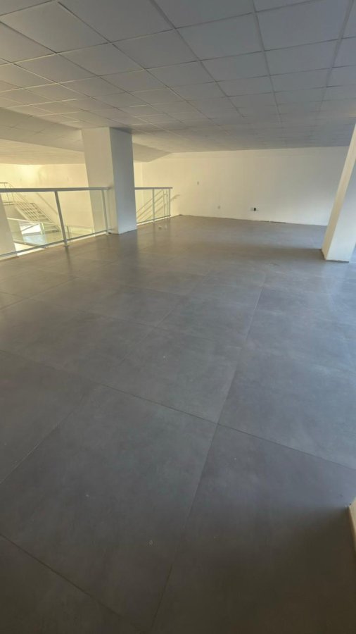 Sala Comercial à Venda