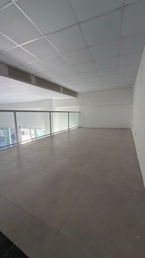 Sala Comercial à Venda