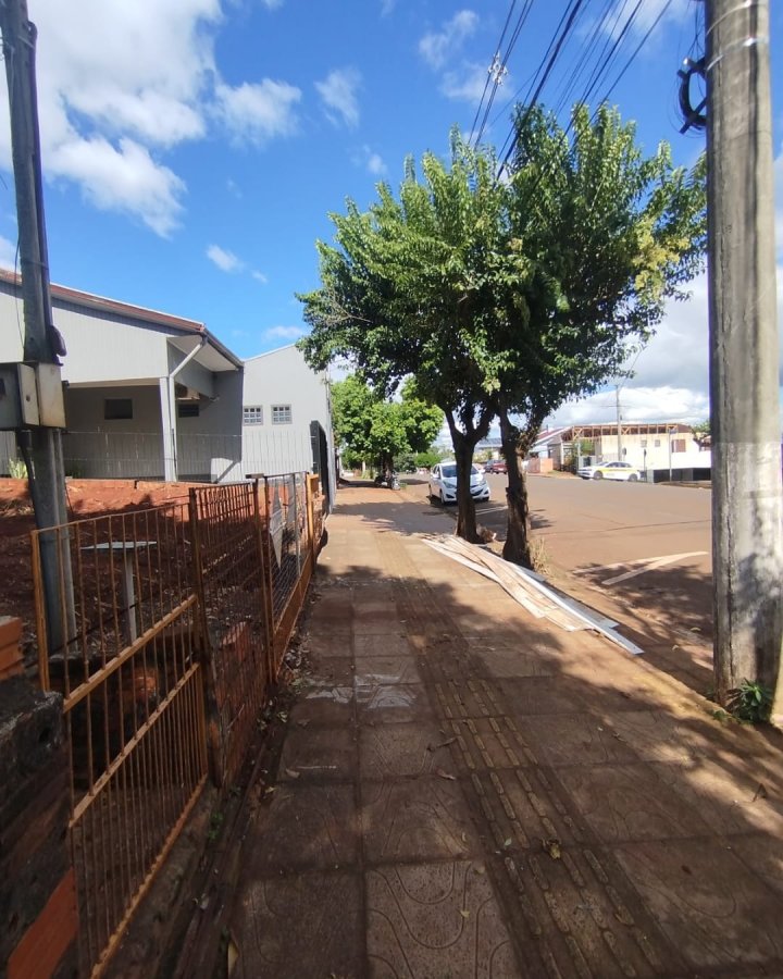 Terrno à Venda- Centro