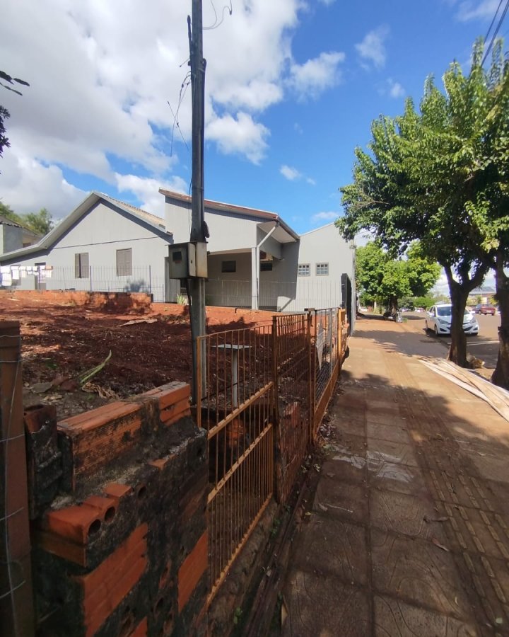Terrno à Venda- Centro