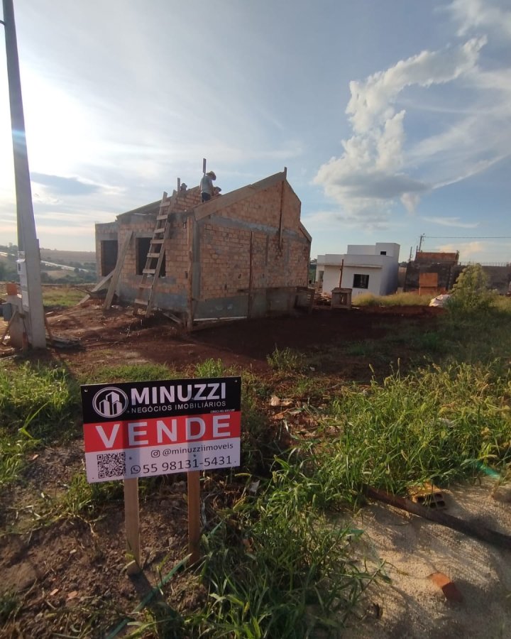 Terreno à Venda- Montese 4