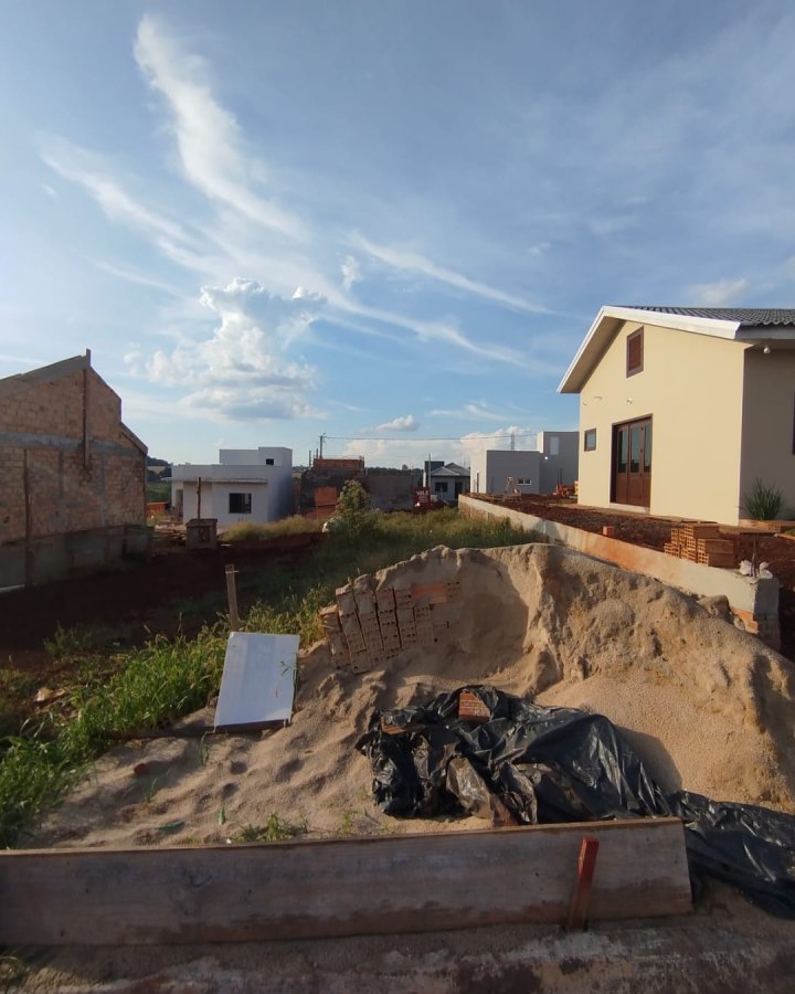 Terreno à Venda- Montese 4