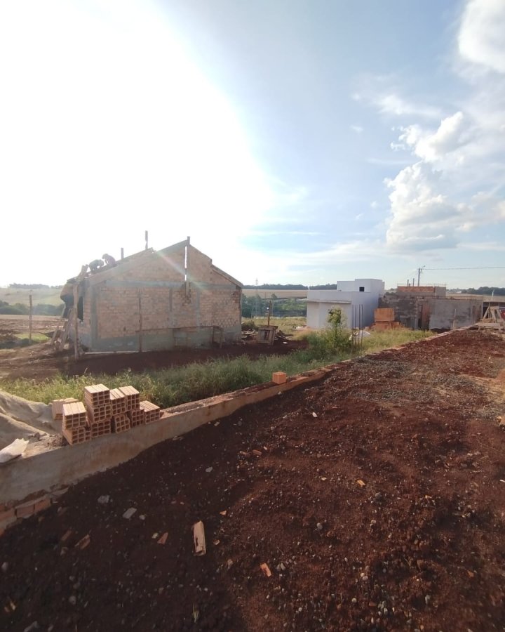 Terreno à Venda- Montese 4