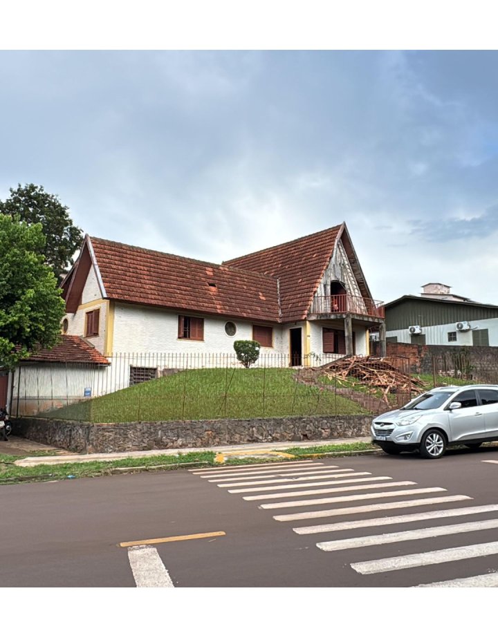 Casa à Venda- Planalto (Bela Vista)