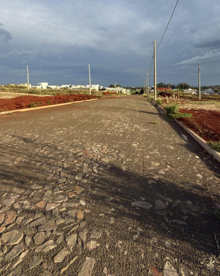 Terreno à Venda - Dell Valle