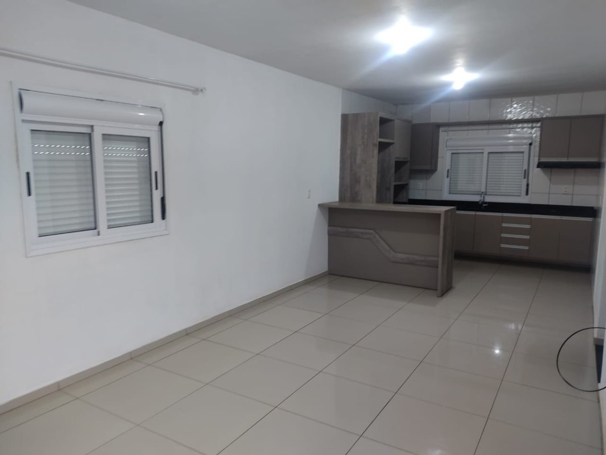 Casa à Venda- Loteamento América (Cruzeiro)