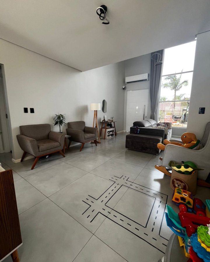 Casa à Venda- Glória (Loteamento Silva)