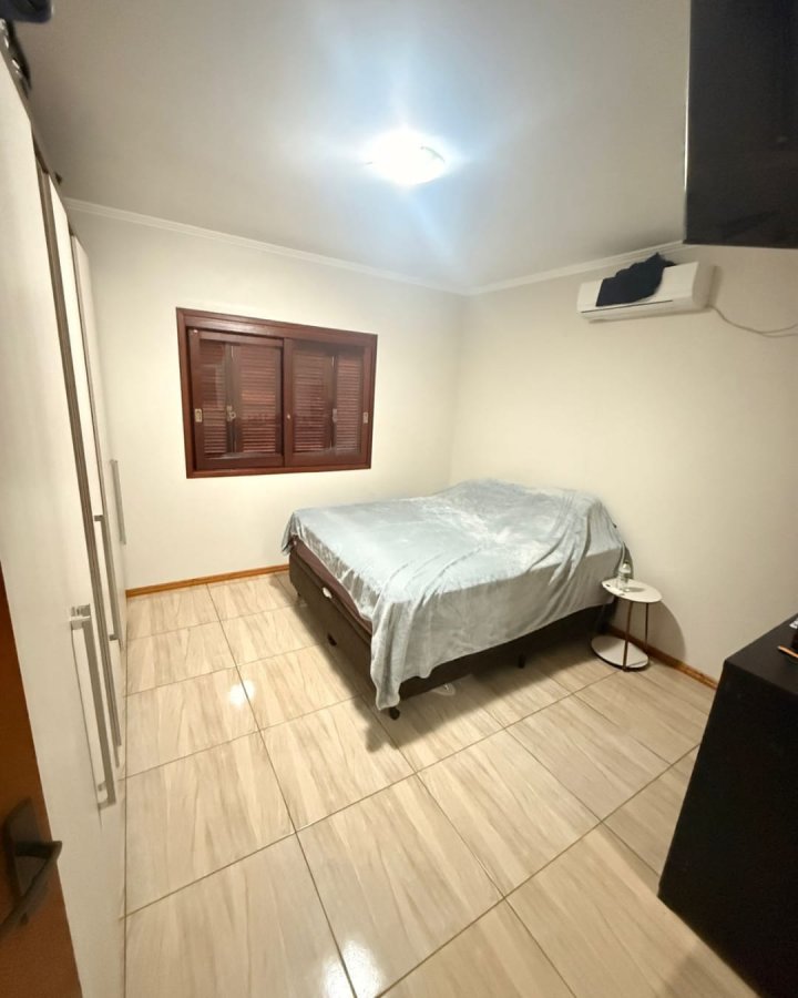 Casa à Venda - Oliveira