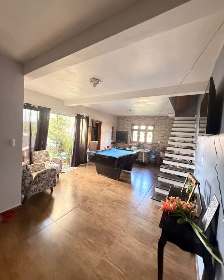 Casa à Venda - Oliveira