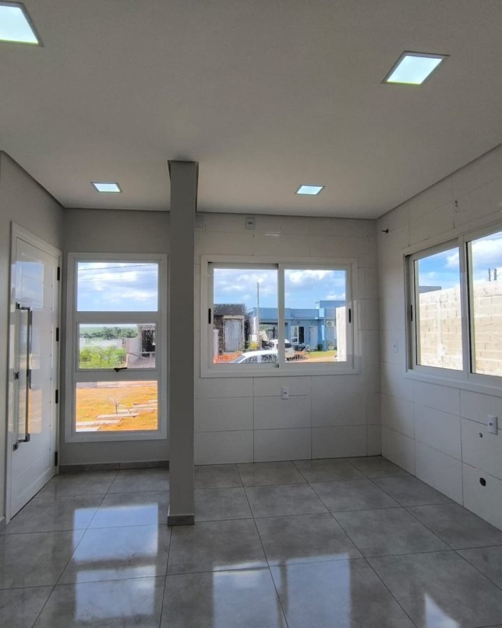 Casa à Venda - Guia Lopes