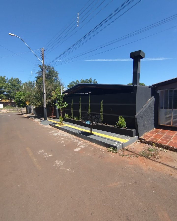 Casa à Venda - Auxiliadora