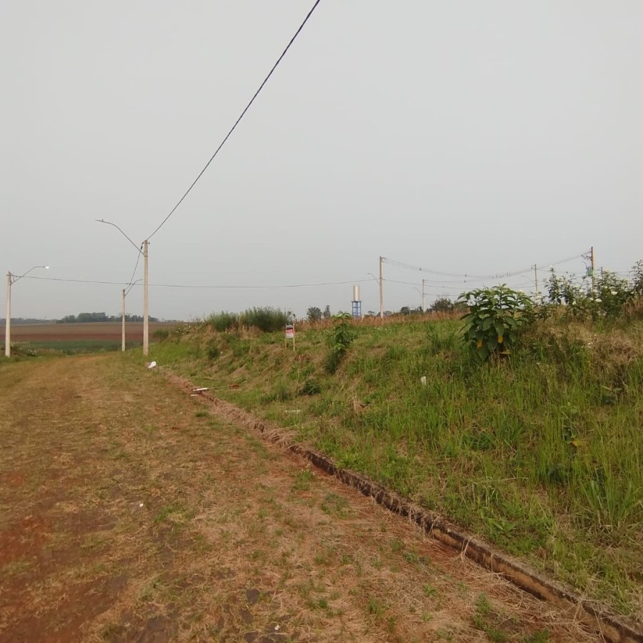Terreno à Venda - Colina