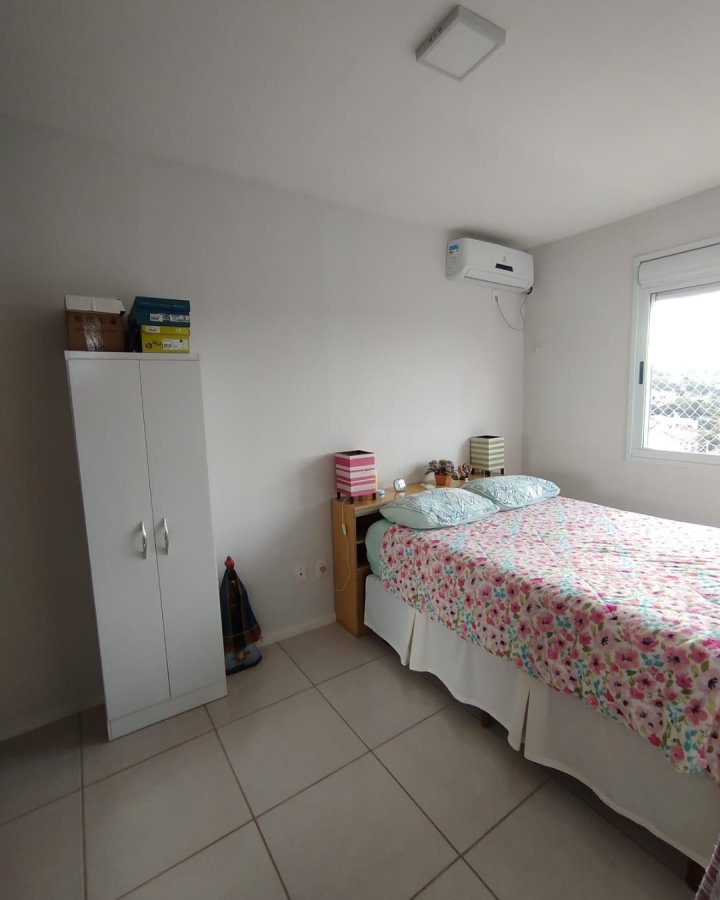 Apartamento à Venda- Ed. Ravena