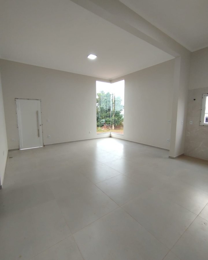 Casa à Venda-  Dell Valle