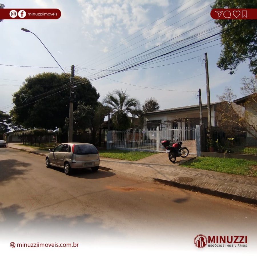 Casa à Venda - Vila Flores