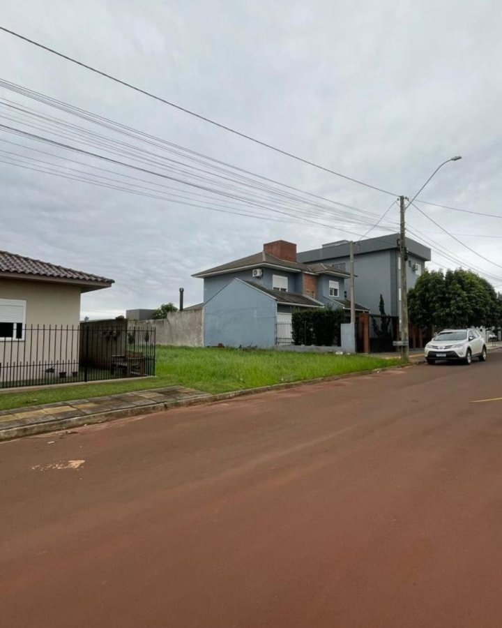 Terreno à Venda - Timbaúva