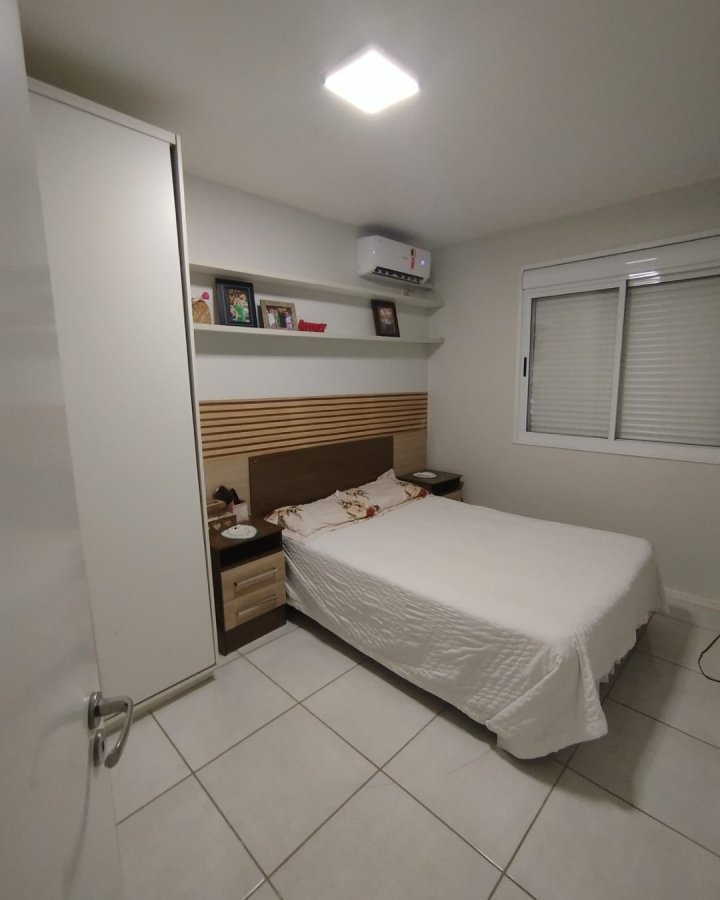 Apartamento à Venda - Sulina (Ed. Ravena)