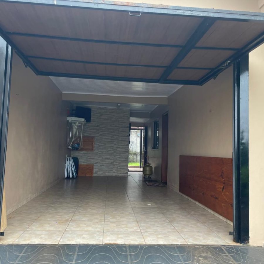 CASA  À VENDA- Central (Próximo IFF)