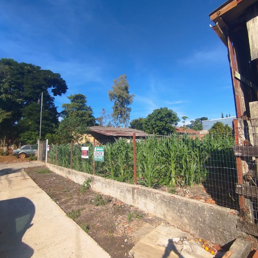 Terreno à Venda - Cruzeiro