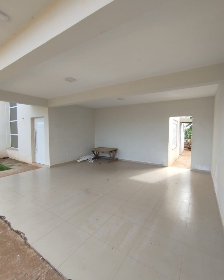 Casa à Venda- Guia Lopes