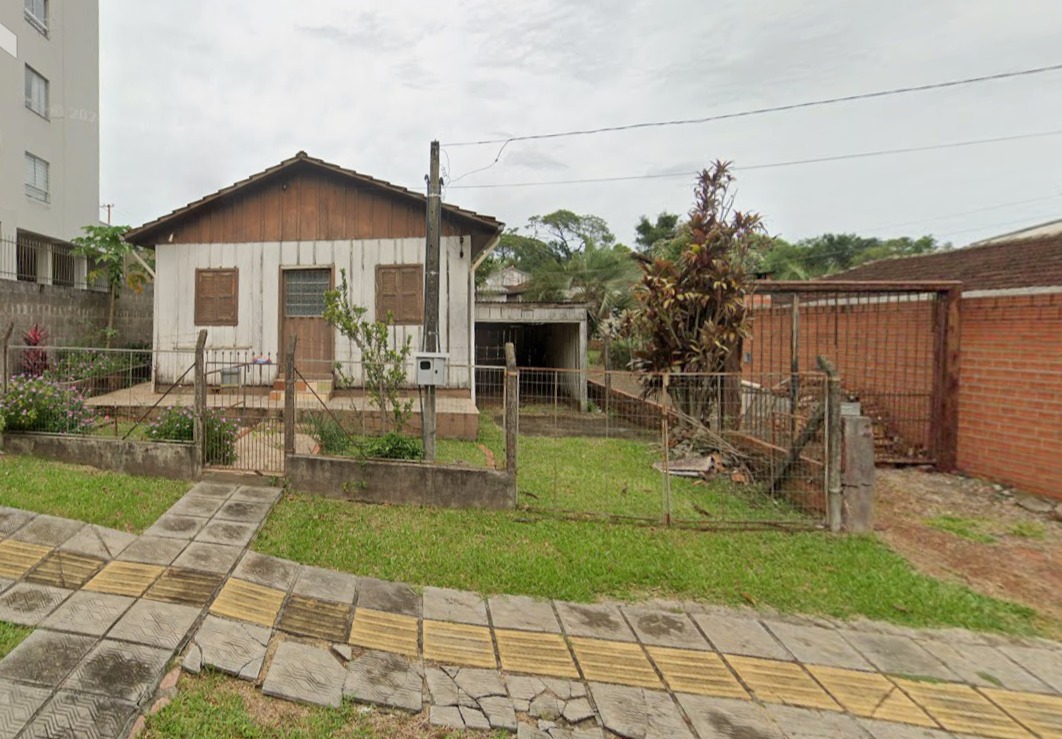 Terreno à Venda - Centro