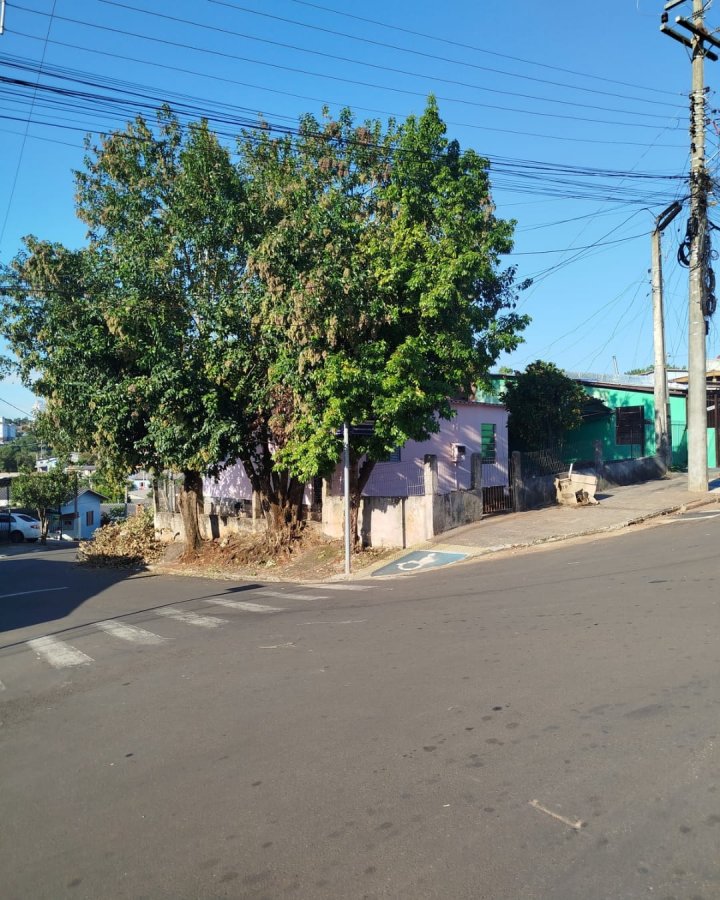 Casa à Venda - Planalto