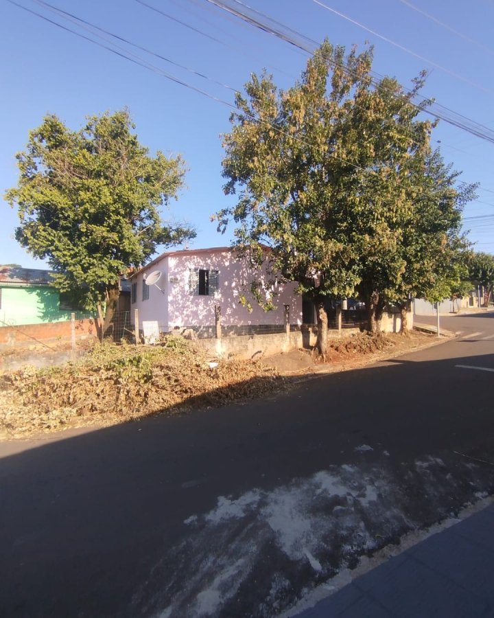 Casa à Venda - Planalto