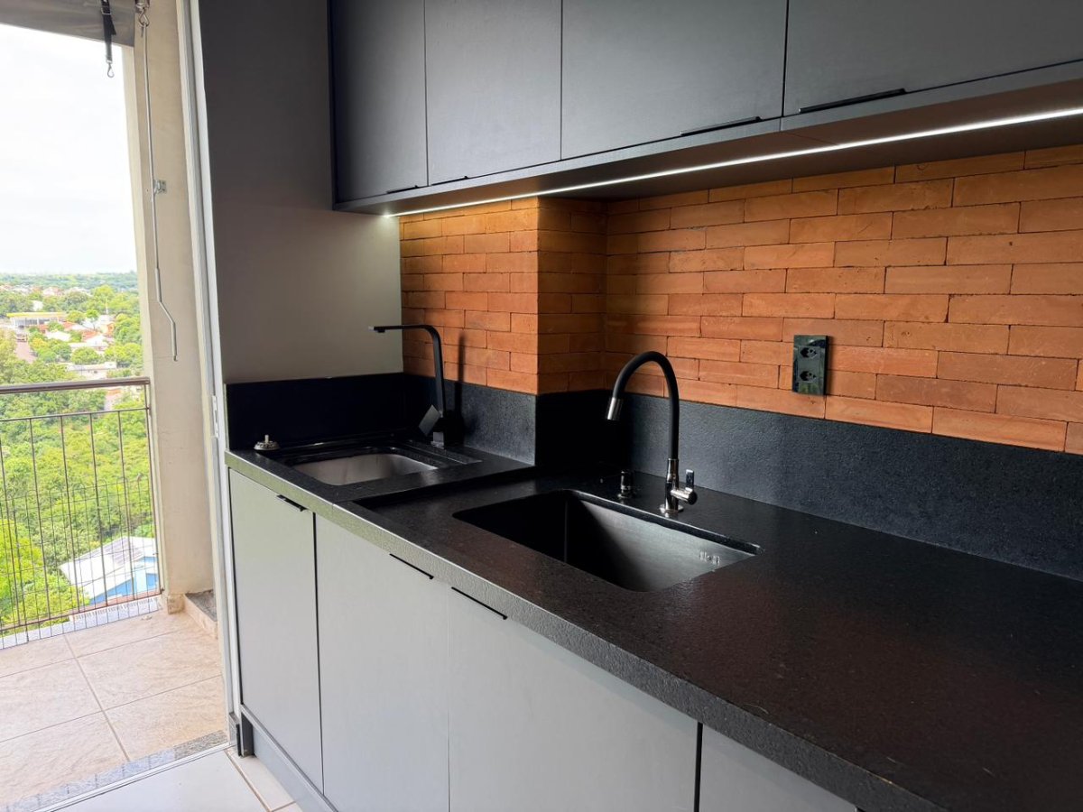 Apartamento à Venda - Ed. Ravena (Sulina)