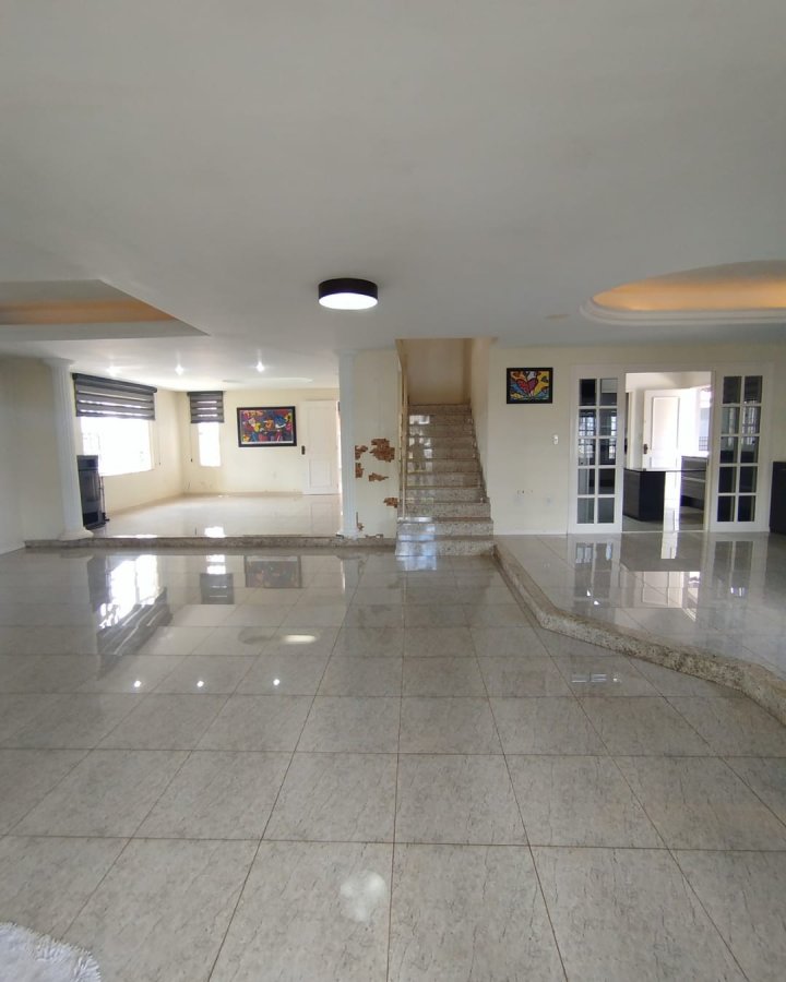 Casa à Venda - Cruzeiro