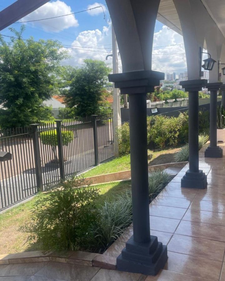 Casa à Venda - Ouro Verde