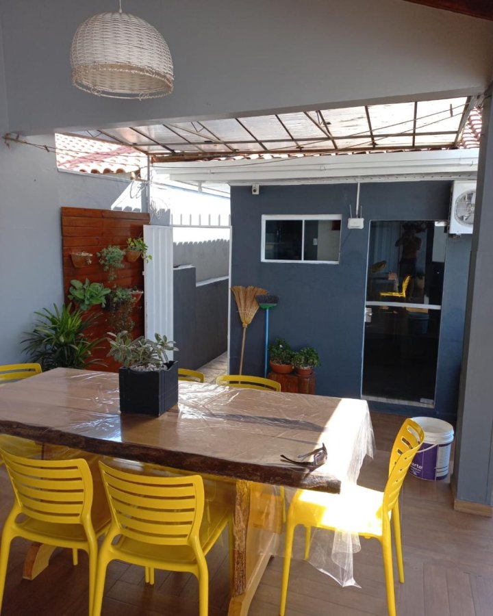 Casa à Venda - Ouro Verde