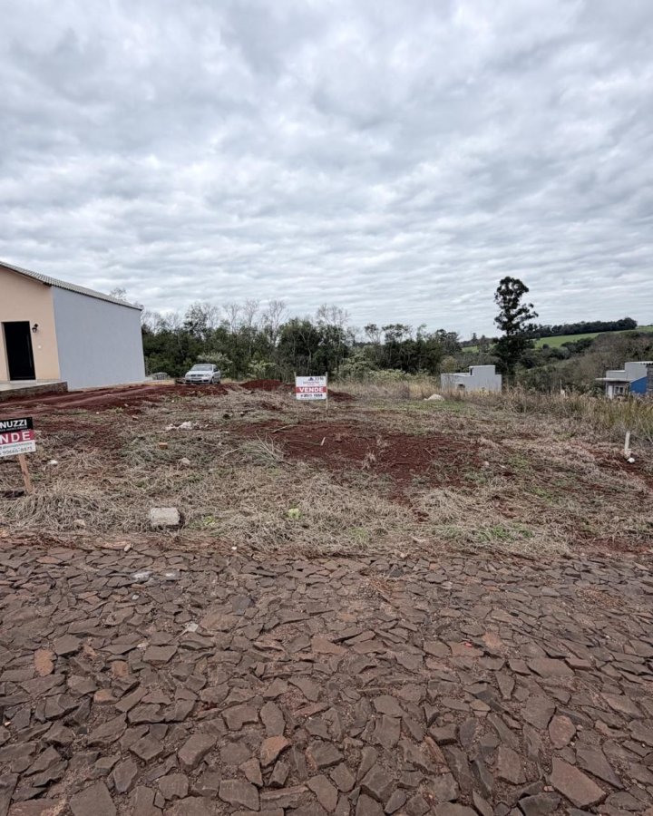 Terreno à Venda - Recanto Verde