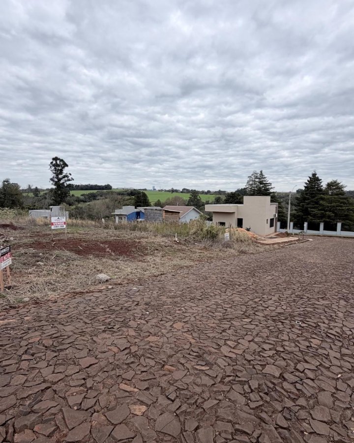 Terreno à Venda - Recanto Verde