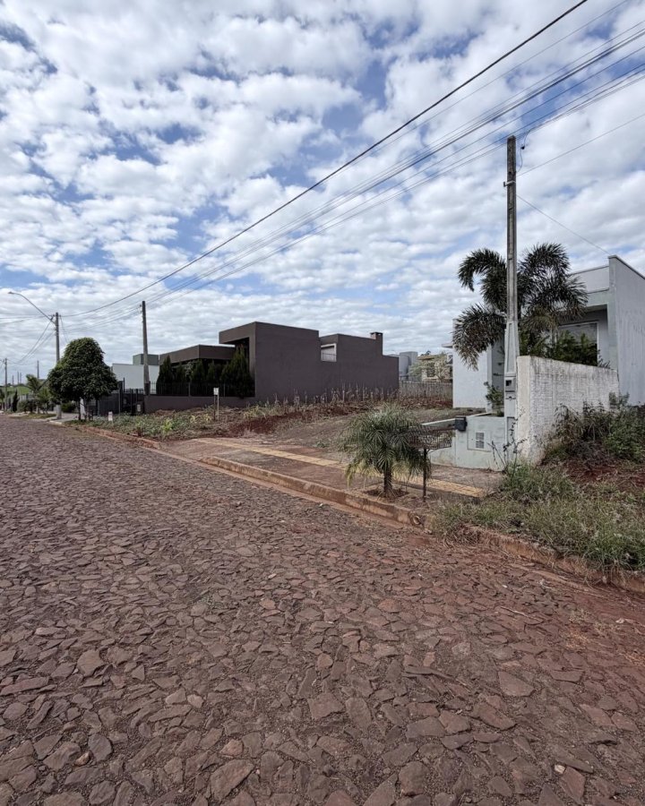 Casa à Venda - Guia Lopes