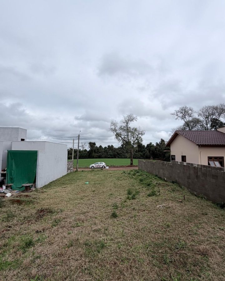 Terreno à Venda - Figueira
