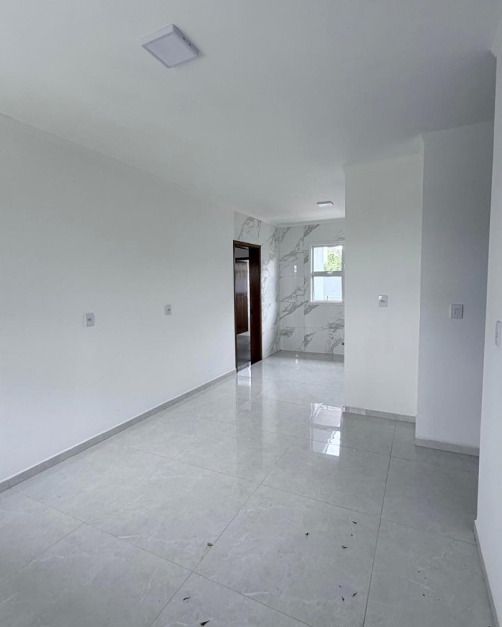 Casa à Venda - Figueira