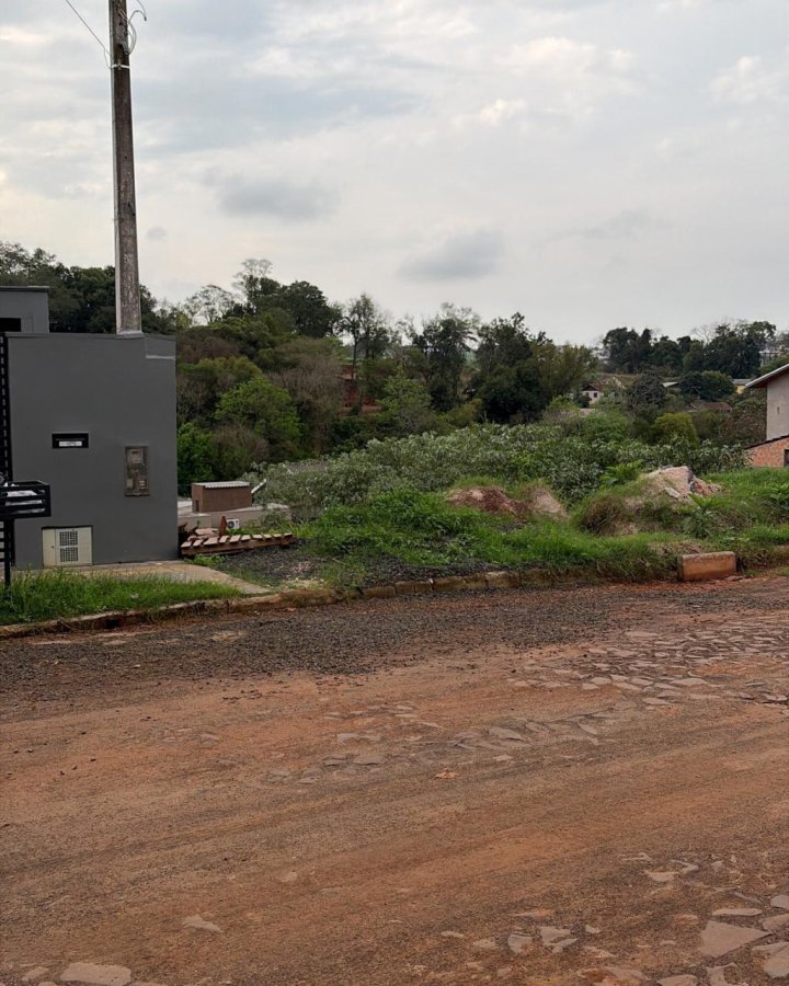 Terreno à Venda- Central (Oliveira)
