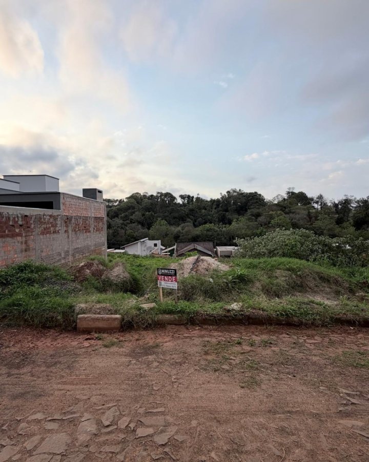 Terreno à Venda- Central (Oliveira)