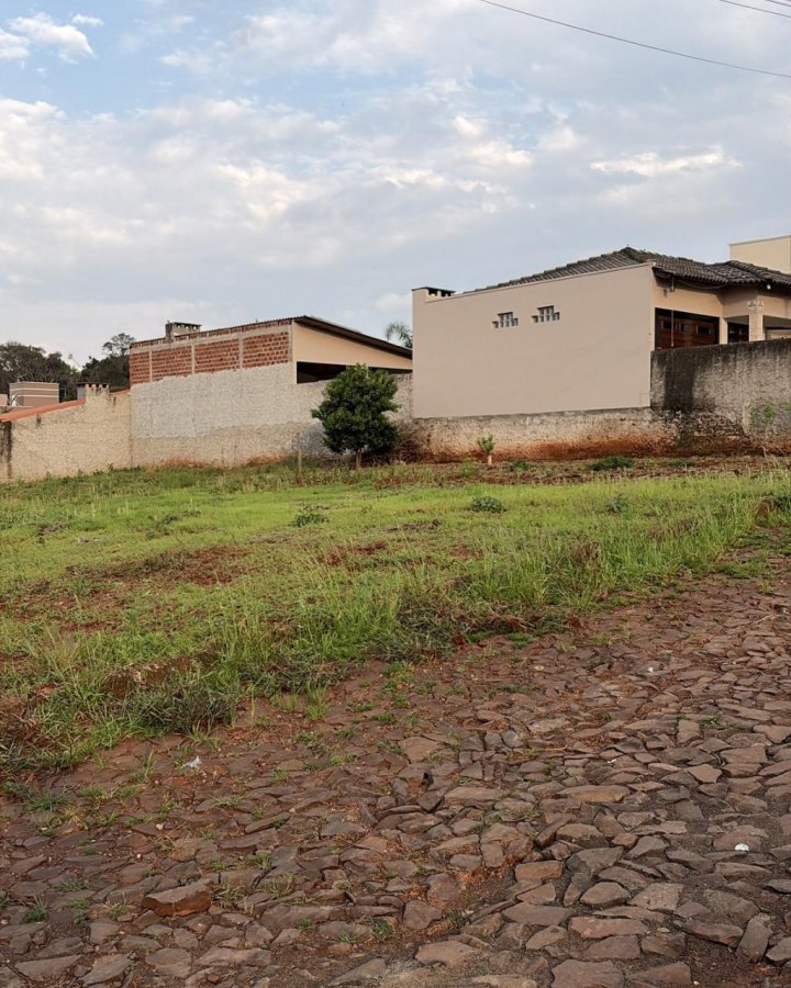 Terreno à Venda -  Central (Oliveira)