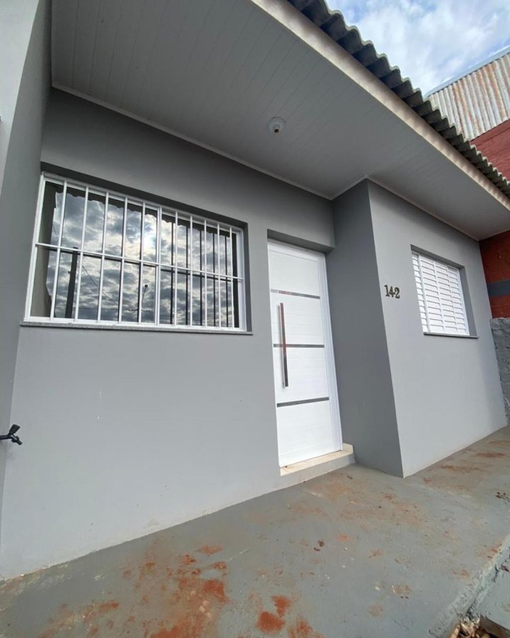 Casa Geminada à Venda - Cruzeiro