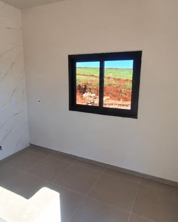 Casa à Venda - Colina