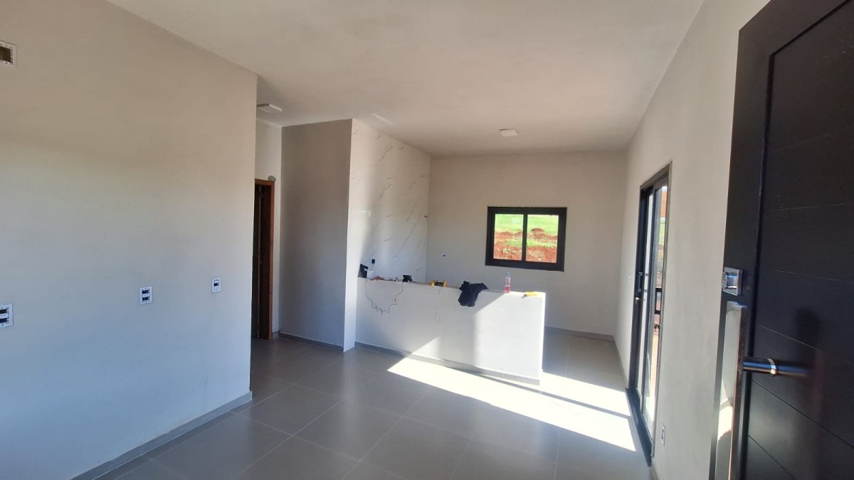Casa à Venda - Colina
