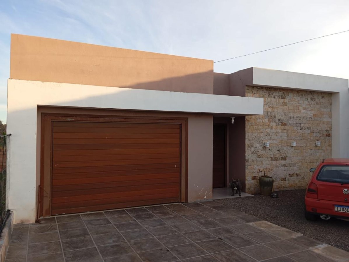 Casa à Venda