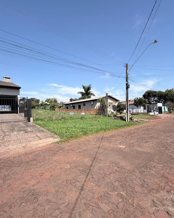 Terreno à Venda - Central