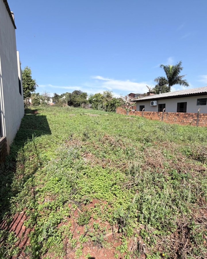 Terreno à Venda - Central