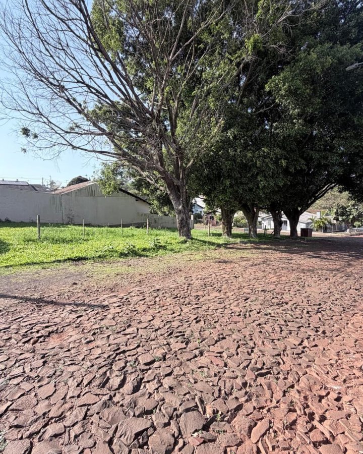 Terreno à Venda - Central (Oliveira)