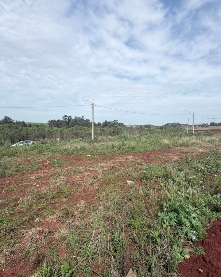 Terreno à Venda- Colina