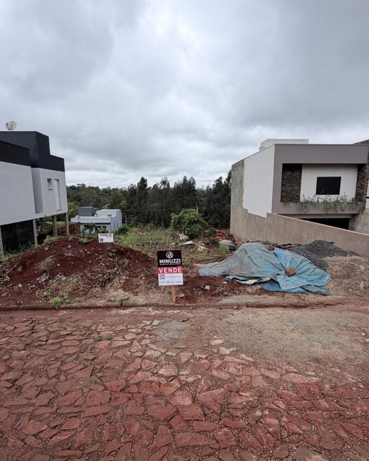 Terreno à Venda - Timbaúva