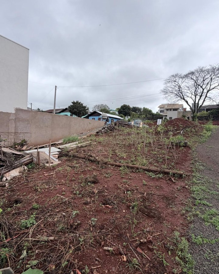 Terreno à Venda - Timbaúva