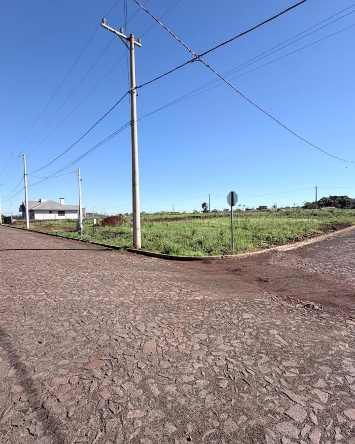 Terreno à Venda - Glória (Lot. Recanto dos Pássaros - Candeia)